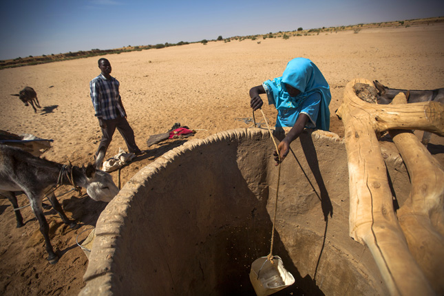 Darfur_well