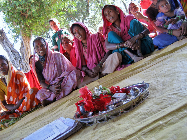 Indian-tribal-women