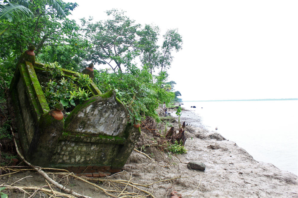 Click to view full size Tomb