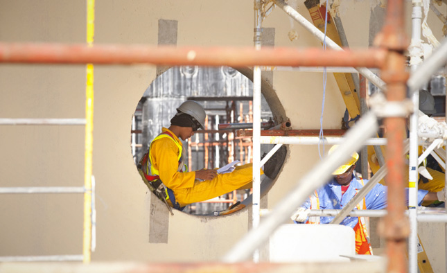 Qatar-worker1