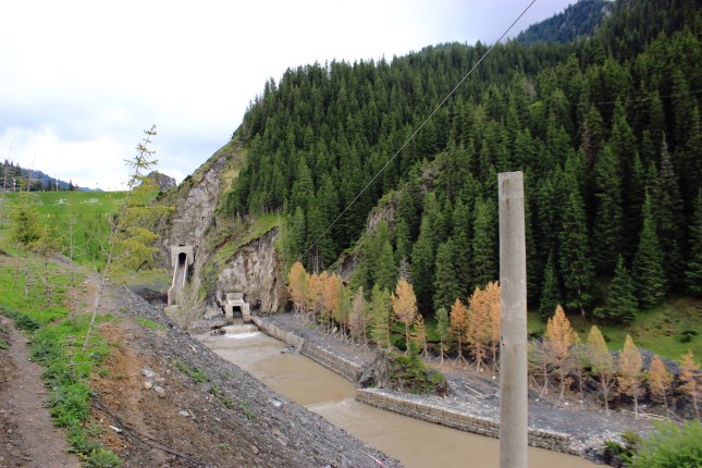 Coal mining station at Tianshan Mountains, Urumqi, 2016, courtesy of Meredith Peng