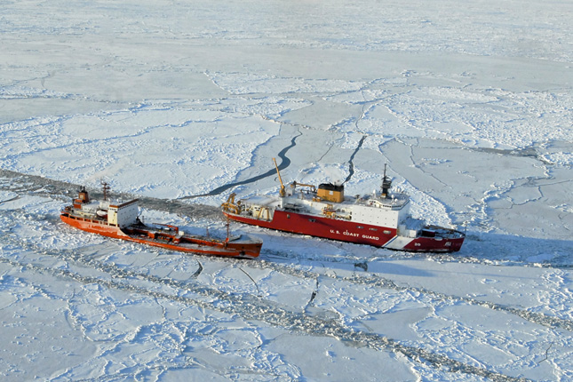 Arctic-Icebreaker