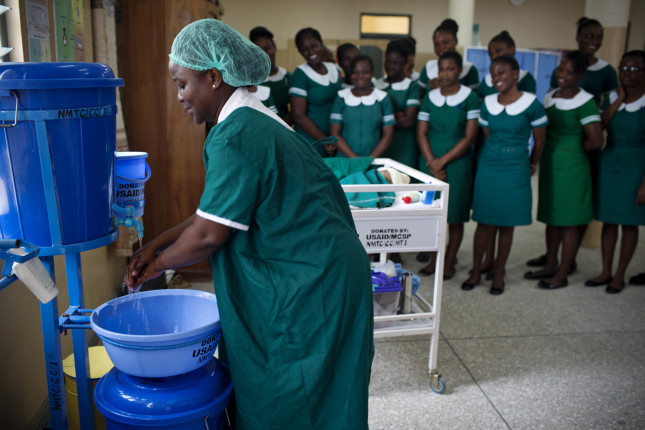 Midwife Rebecca Aryee washes her hands during a lesson at Cape Coast Midwifery School, Cape Coast, Ghana, on Monday 4 June 2018. Jhpiego has set up a ‘skills lab’ at the Cape Coast midwifery school, and sponsored the development of learning apps to help facilitate the training of new midwives.