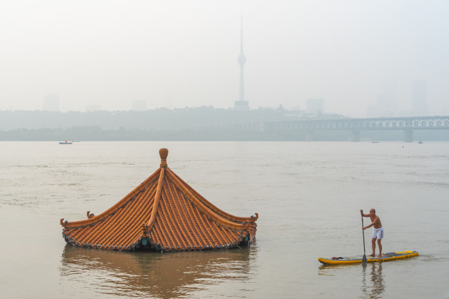 Wuhan,china-july,19,2020:water,Level,Of,The,Yangtze,River,At,Wuhan